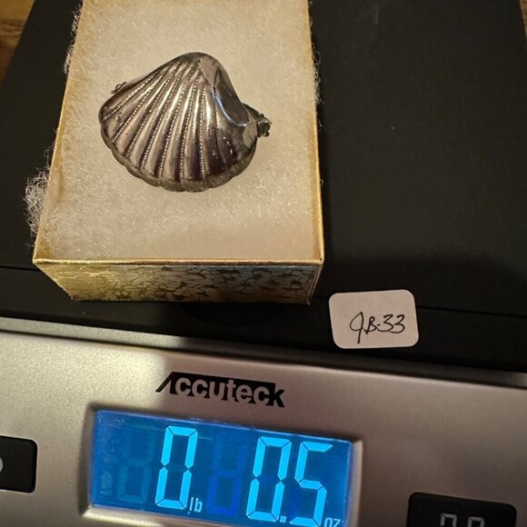 Vintage Silver Shell Vinaigrette Patch Box Ornate Etched Handle Perfume Case - Picture 12 of 12